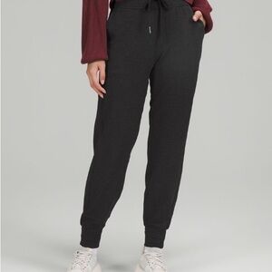 - Lululemon Ready to Rulu Classic-Fit High-Rise Jogger
Size  4